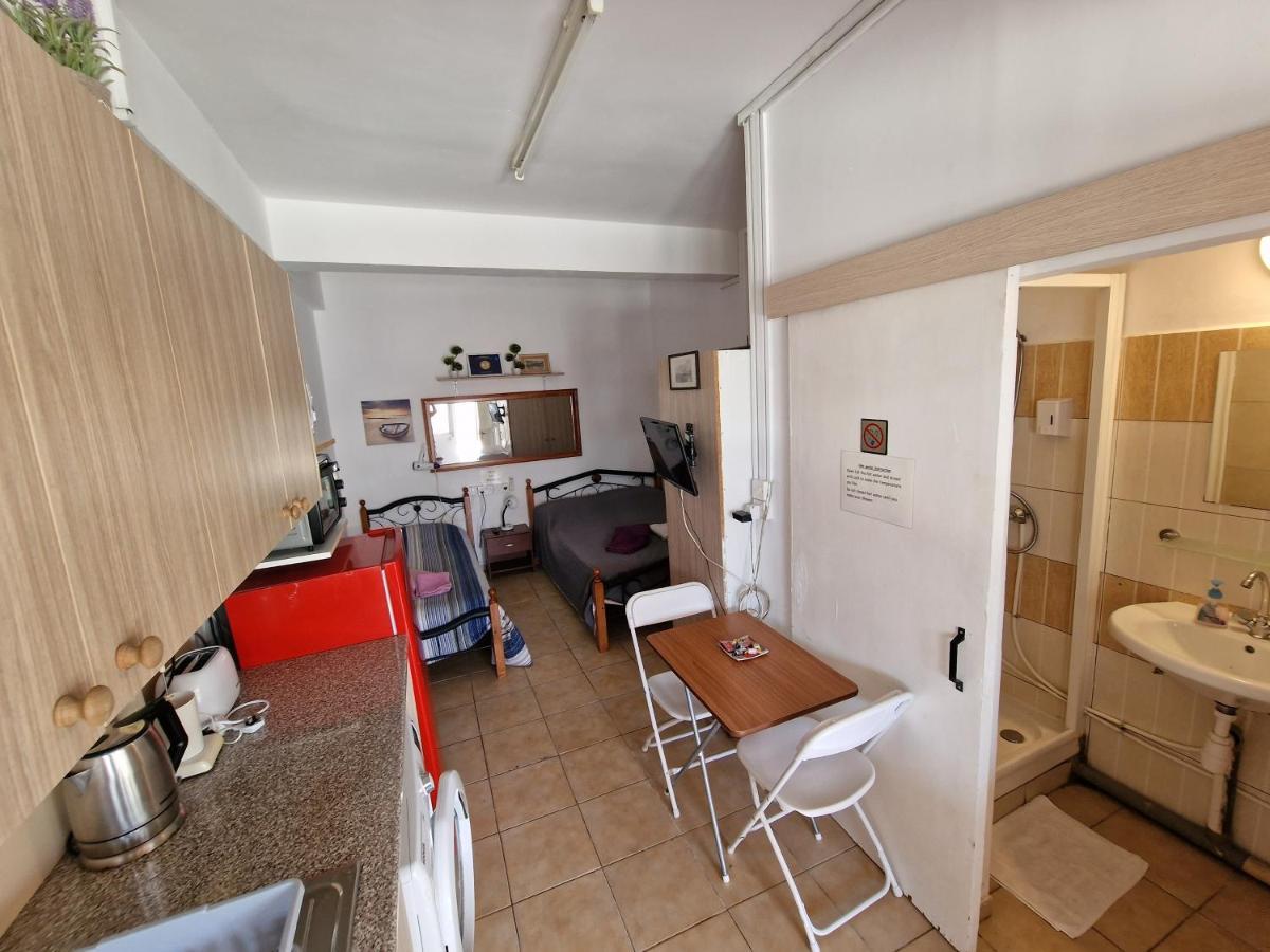Nicosia Rooms Studios ภายนอก รูปภาพ