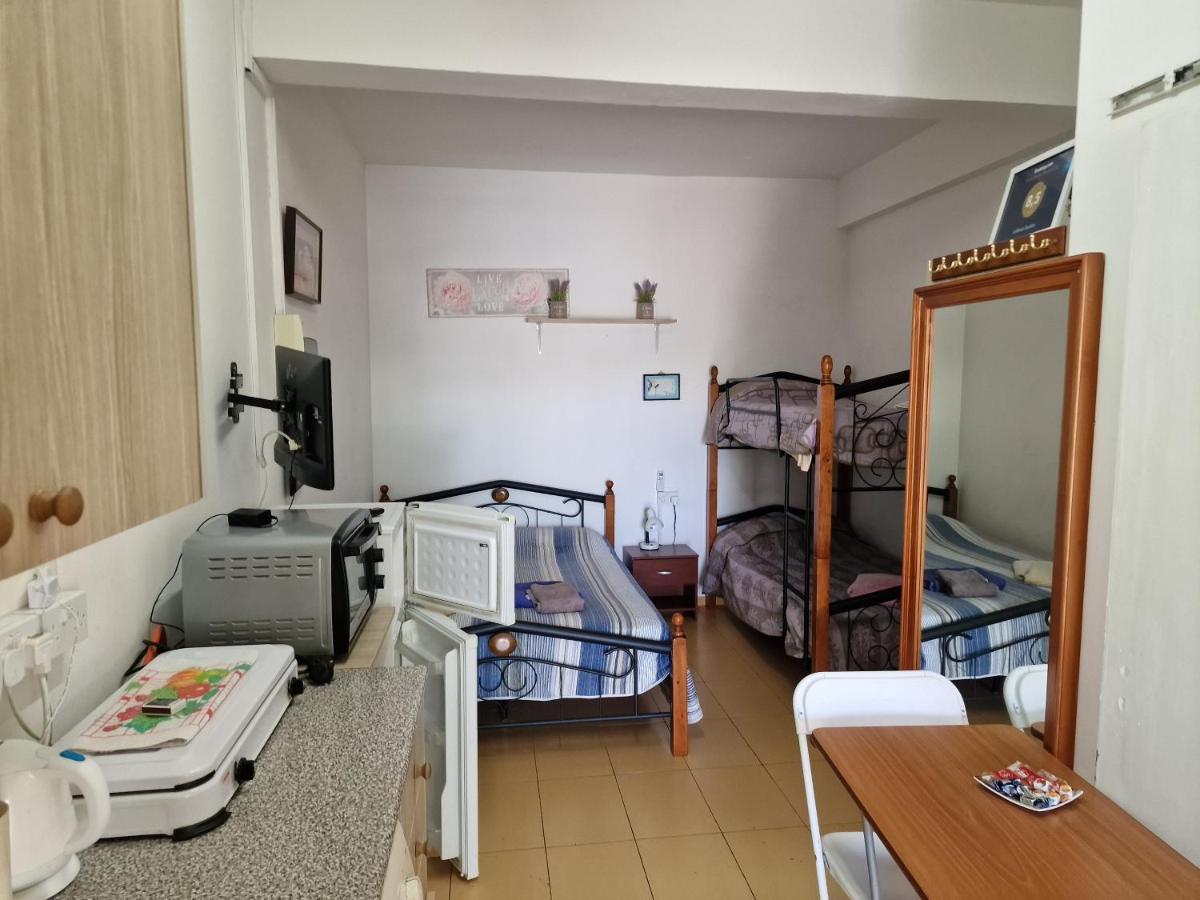 Nicosia Rooms Studios ภายนอก รูปภาพ