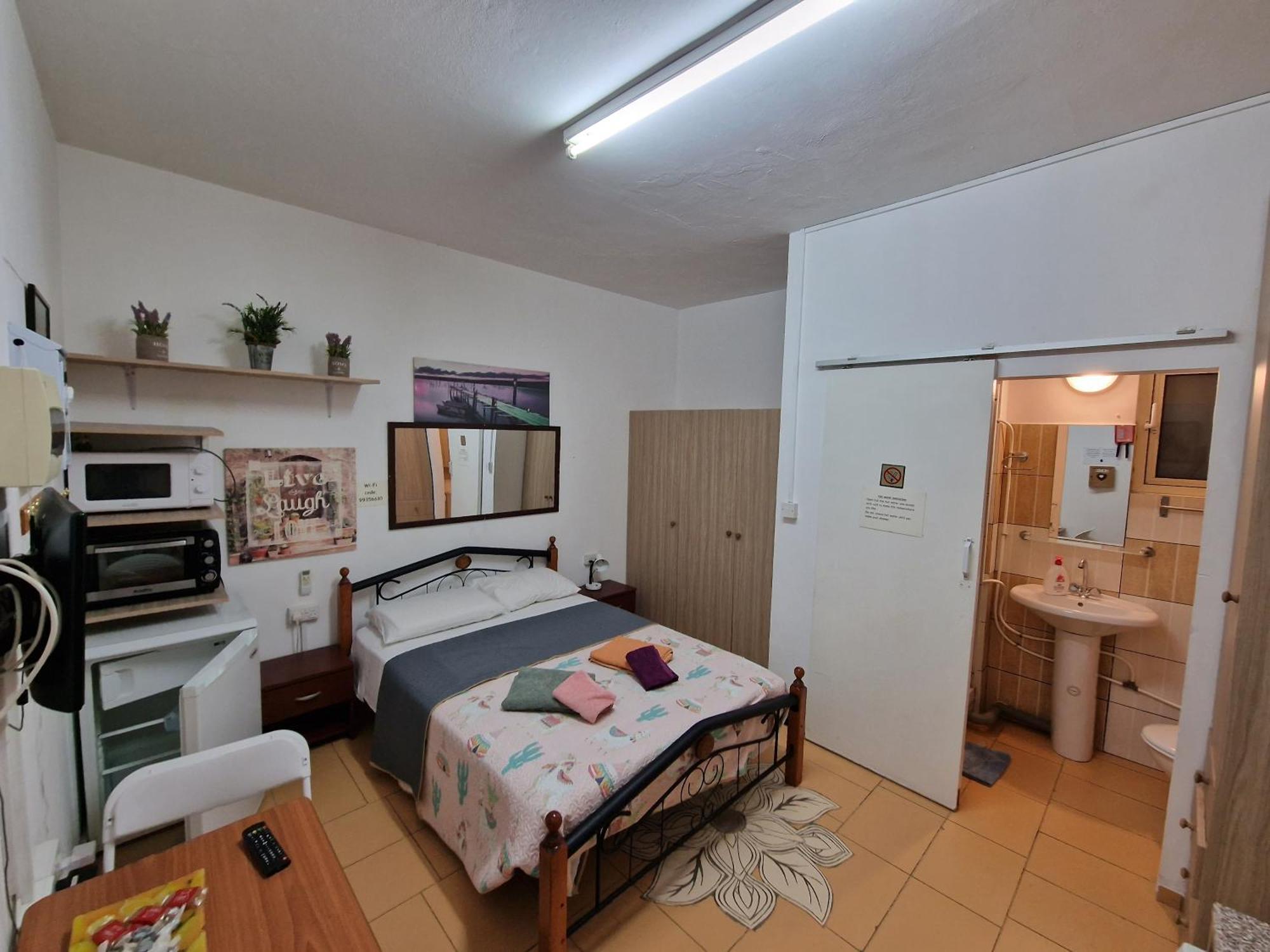 Nicosia Rooms Studios ห้อง รูปภาพ