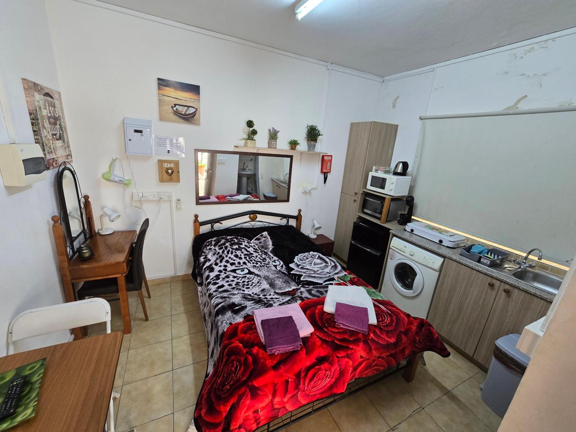Nicosia Rooms Studios ภายนอก รูปภาพ